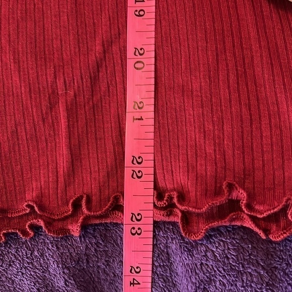 NWT Rebellious One Maroon Long Sleeve Mock Neck Top Size Medium - Picture 7 of 9
